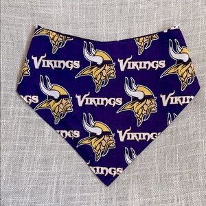 Dog Bandana-Minnesota Vikings (LG)